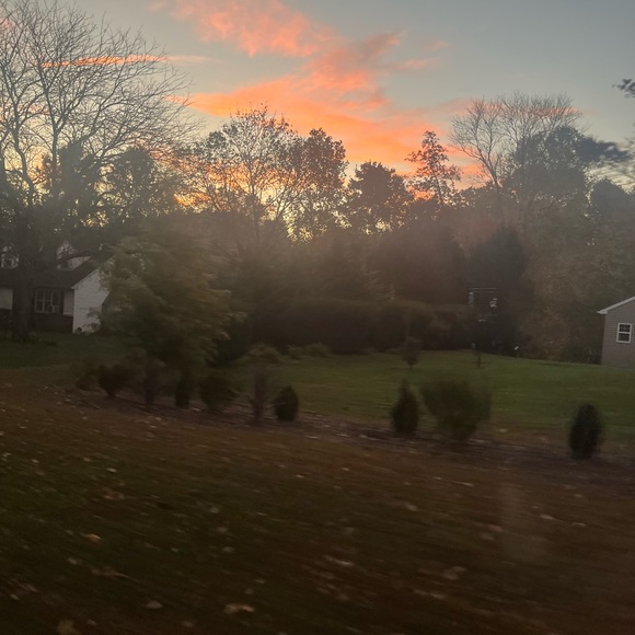 Meet your Posher, Sonoma - Picture 1 of 1